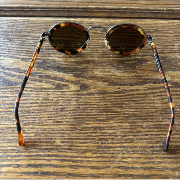 Vintage Giorgio Armani Oval Tortoiseshell Sunglasses Made Italy 90s - Picture 7 of 16